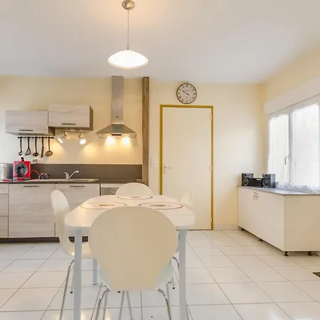 La Menuiserie Du Pre بيت للعطل